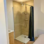Apartment T2 Moderne Et Calme - Face Gare & Proche Centre Chatellerault