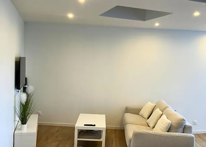 T2 Calme à 2 Min De La Gare - Idéal Séjours Pros Apartamento