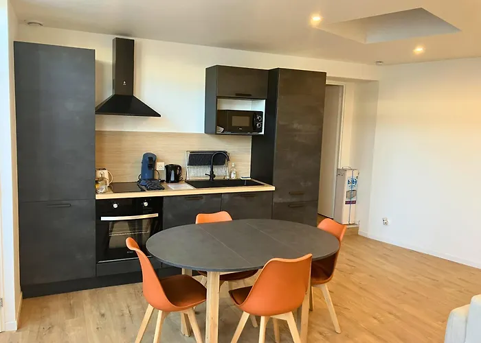 T2 Calme à 2 Min De La Gare - Idéal Séjours Pros Apartamento *