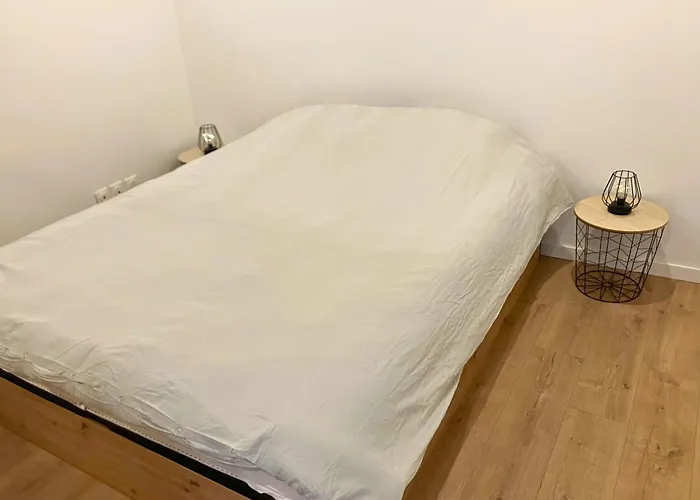 T2 Calme à 2 Min De La Gare - Idéal Séjours Pros Châtellerault